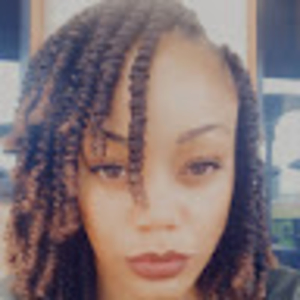 Meet your Posher, Ebony